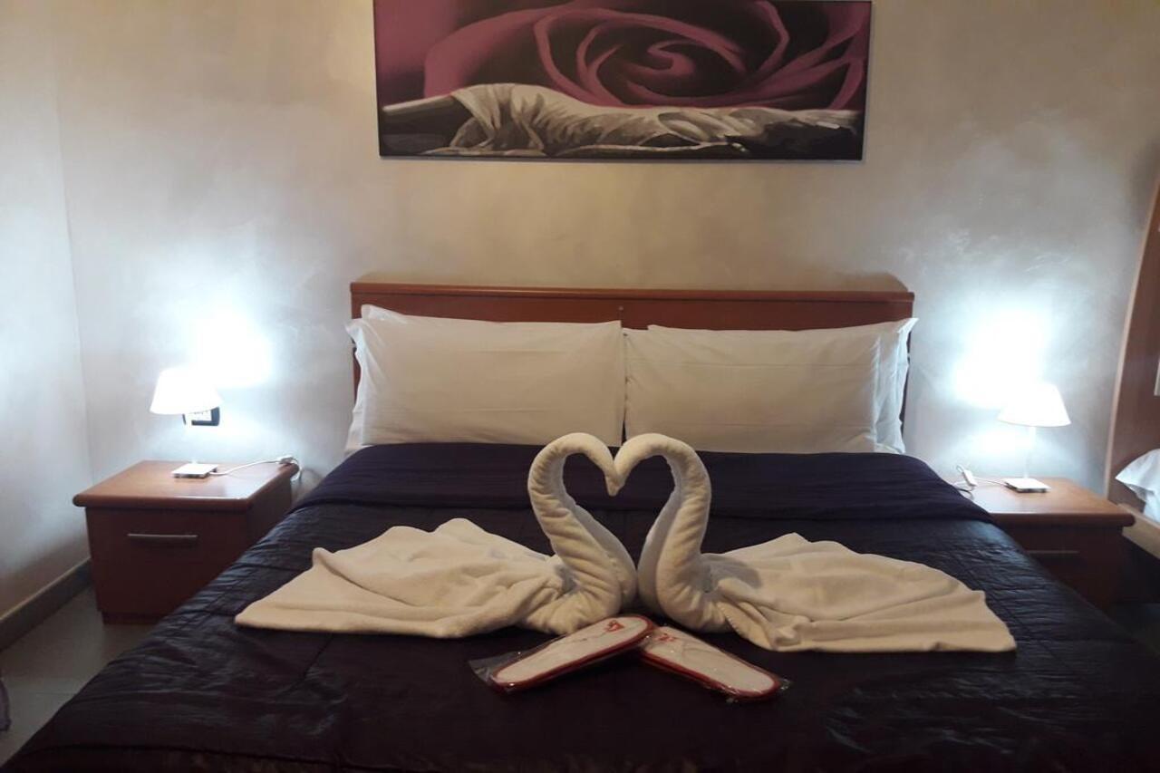 B&B Fiumicino Airport Resort Екстериор снимка