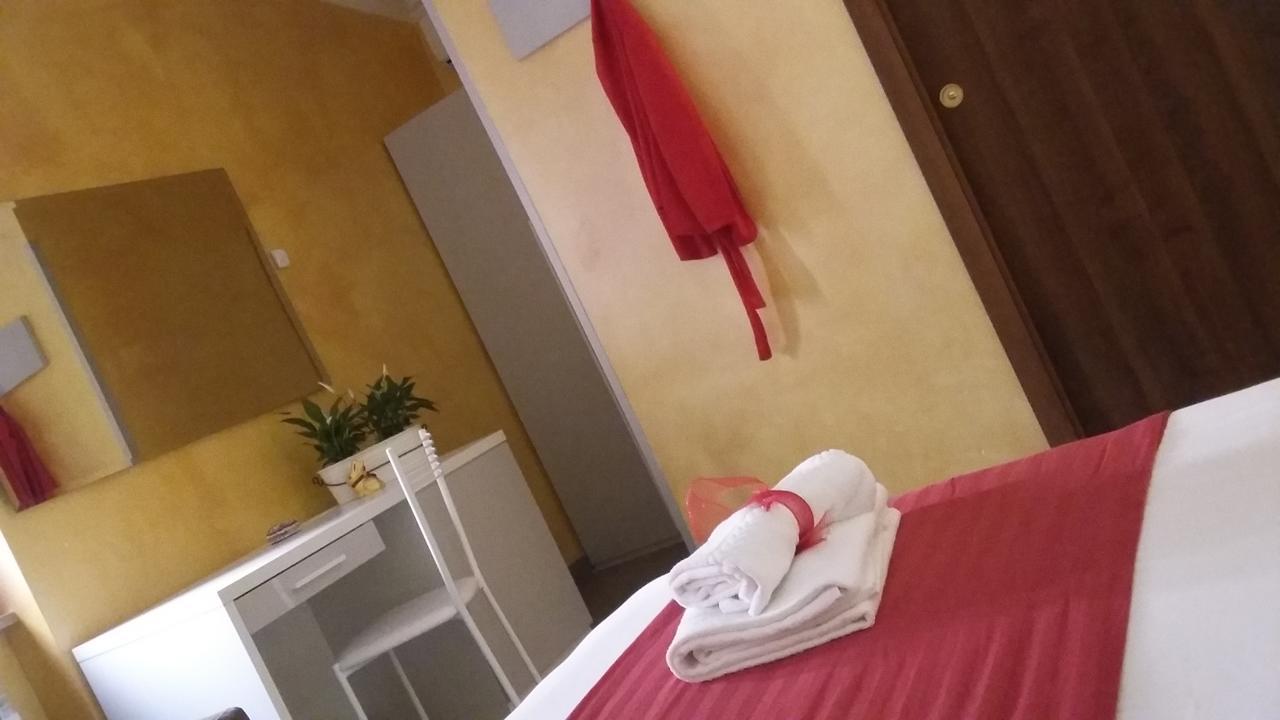 B&B Fiumicino Airport Resort Екстериор снимка
