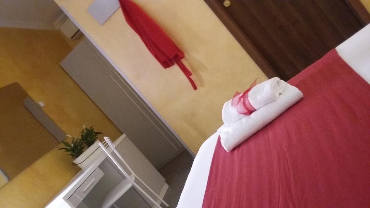 B&B Fiumicino Airport Resort Екстериор снимка