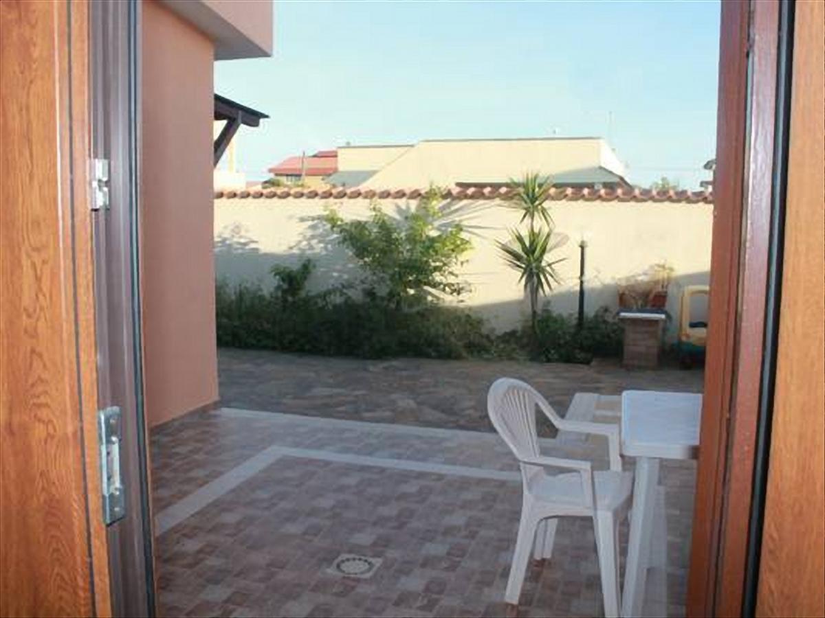 B&B Fiumicino Airport Resort Екстериор снимка
