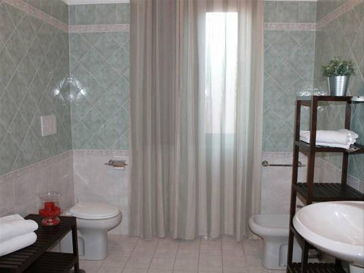 B&B Fiumicino Airport Resort Екстериор снимка